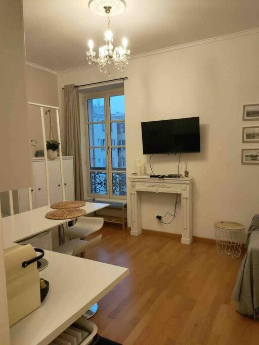 Charmant Studio Quai Joliette Marseille Eksteriør bilde